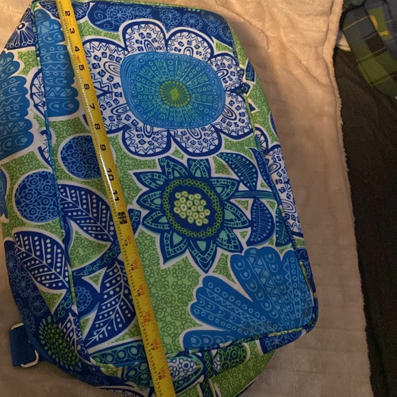 Vera Bradley Cooler —- picinic tote - Picture 8 of 10